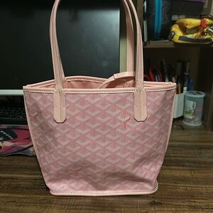 Dusty Rose Pink Shoulder Bag with Geometric Pattern